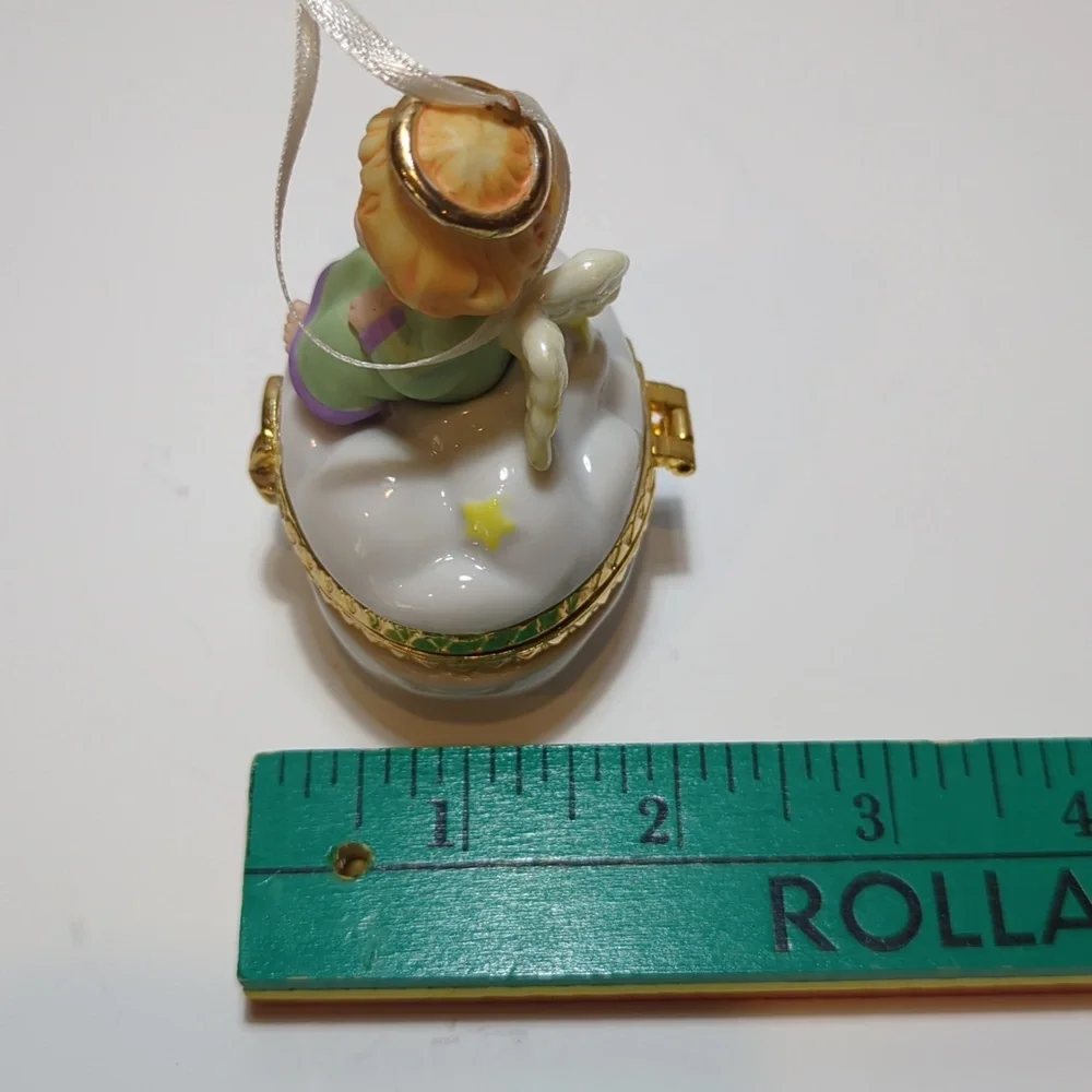 Hallmark 1999 little